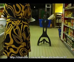 آوریل با موهای آبی مردی سکس زنهای بدنساز را نقاب می کند